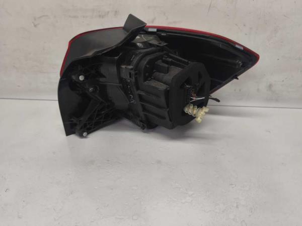 FEU ARRIERE GAUCHE VW POLO - Vue 2